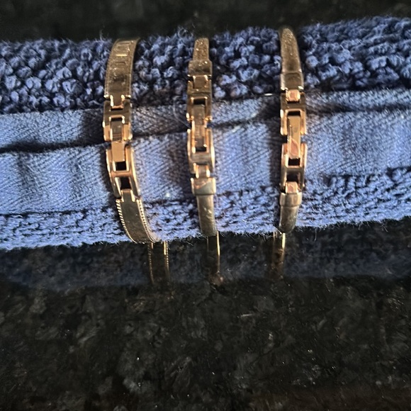 Anne Klein bracelets, set of three! Rose gold colour. - Picture 3 of 3